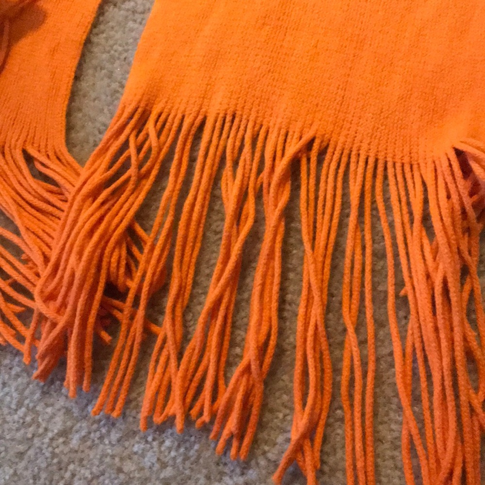 Orange scarf - Picture 3 of 3
